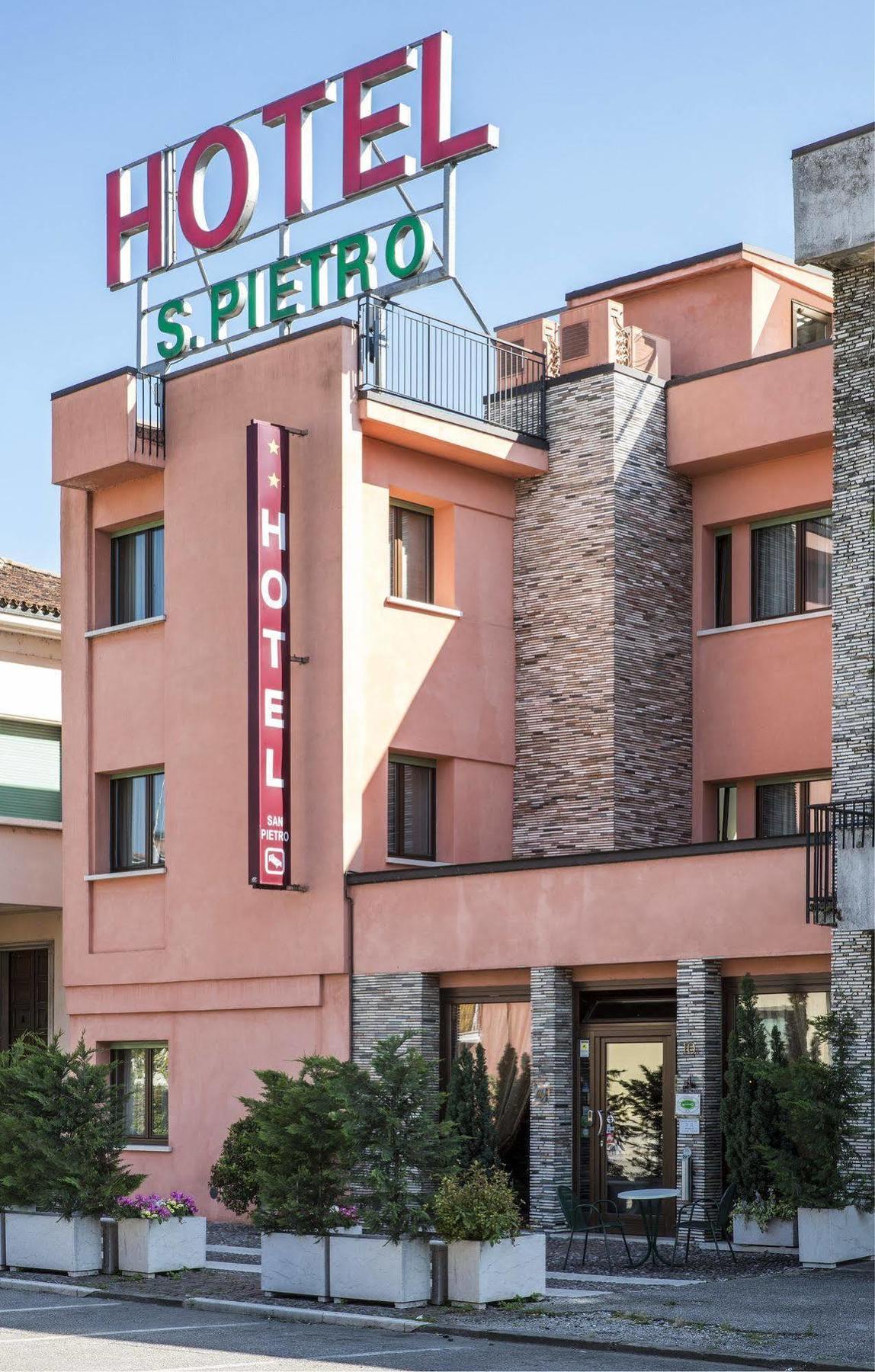 Hotel San Pietro Villafranca di Verona Extérieur photo